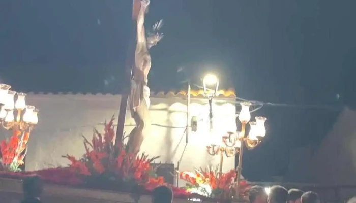 Iglesia Del Santo Cristo De La Paz -  Videos - Cheles