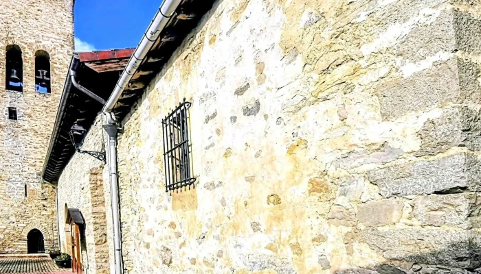 Iglesia Fortificada De San Esteban Proto Martir Abierto Ahora - Ollávarre