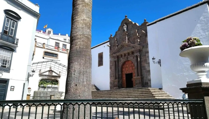 Iglesia Matriz De El Salvador -  Iglesia Catolica - Santa Cruz de la Palma