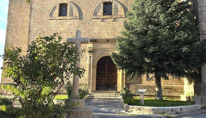 Iglesia Neoclasica De Nuestra Senora De La Serna Iglesia - Villafranca