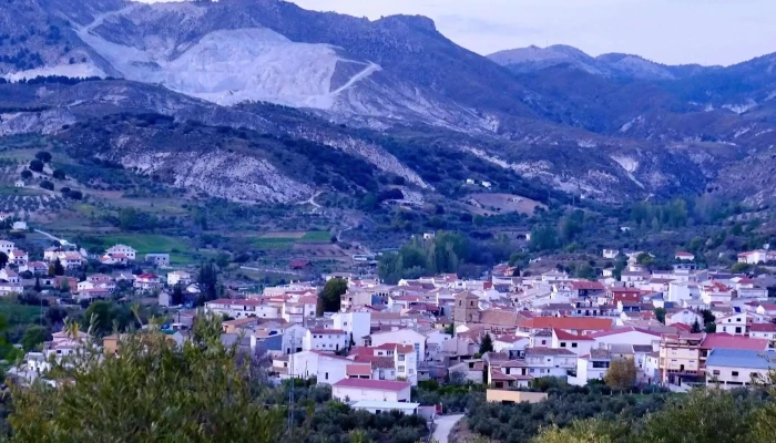 Iglesia Parroquial -  Comentario 2 - Beas De Granada