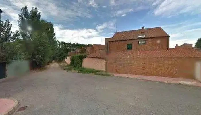 Iglesia Parroquial De Azadinos -  Iglesia Catolica - Azadinos