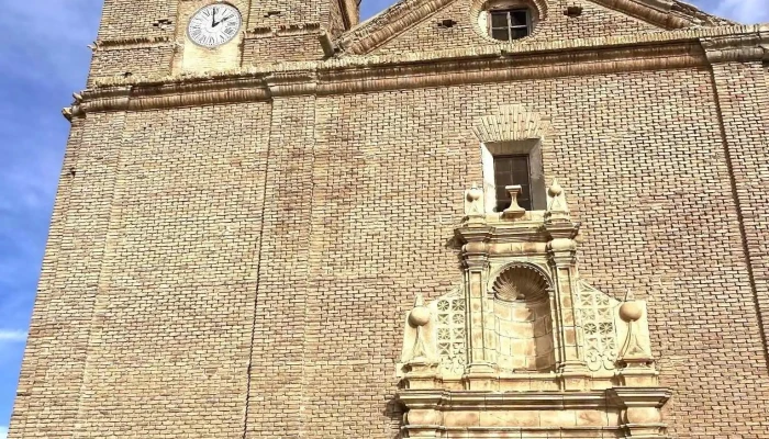 Iglesia Parroquial De La Asuncion De Azanuy Iglesia - Azanuy