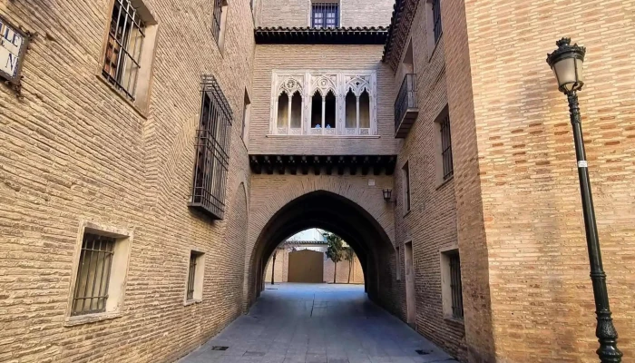 Iglesia Parroquial De La Seo -  Arco Del Dean - zaragoza