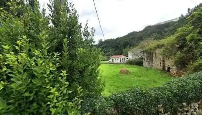 Iglesia Parroquial De San Bartolome Parroquial - Asturias