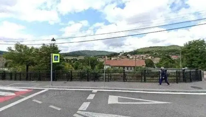 Iglesia Parroquial De San Jose Ubicacion - Izarra