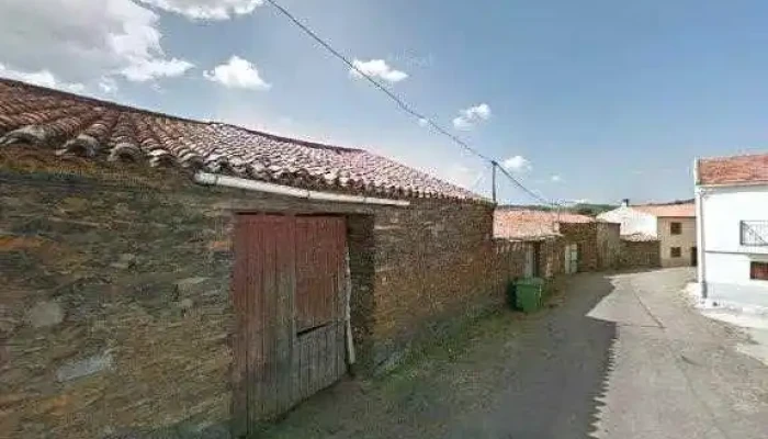 Iglesia Parroquial De San Juan Bautista -  Iglesia Catolica - Cilleros de la Bastida