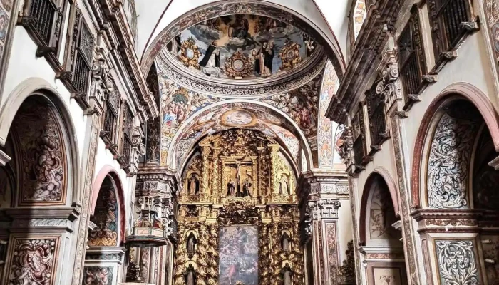 Iglesia Parroquial De Santo Domingo Y San Martin Iglesia - Huesca