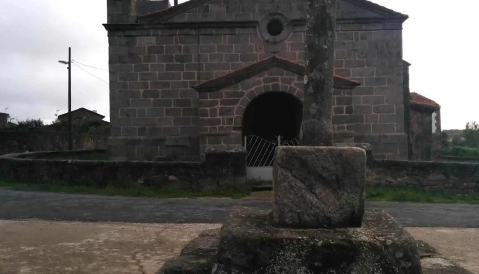 Iglesia Parroquial -  Iglesia - Valverde de Valdelacasa