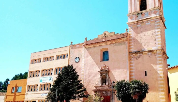 Iglesia Parroquial San Antonio Abad -  Abierto Ahora - gilet