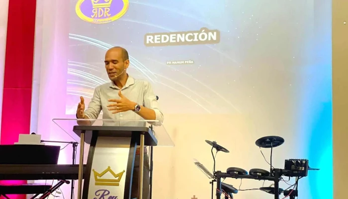 Iglesia Rey De Reyes De Plasencia -  Iglesia Cristiana - Plasencia