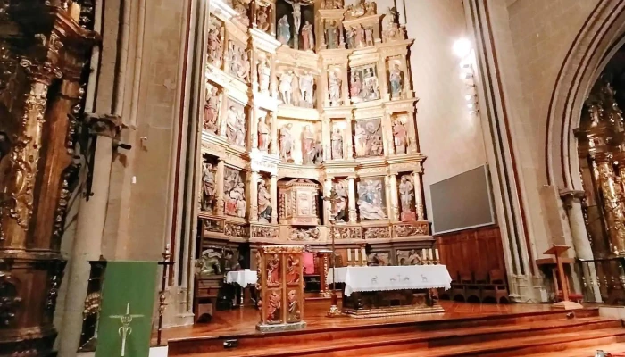 Iglesia San Juan Bautista -  Iglesia Catolica - Estella