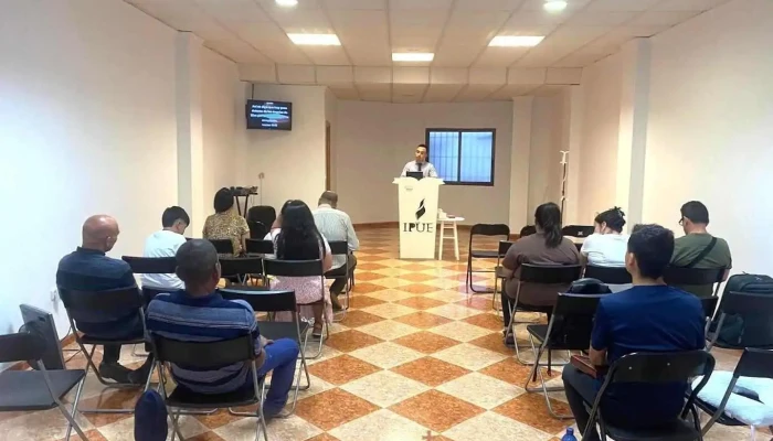 Ipue Baza - Iglesia Pentecostal Unida En Europa - Baza