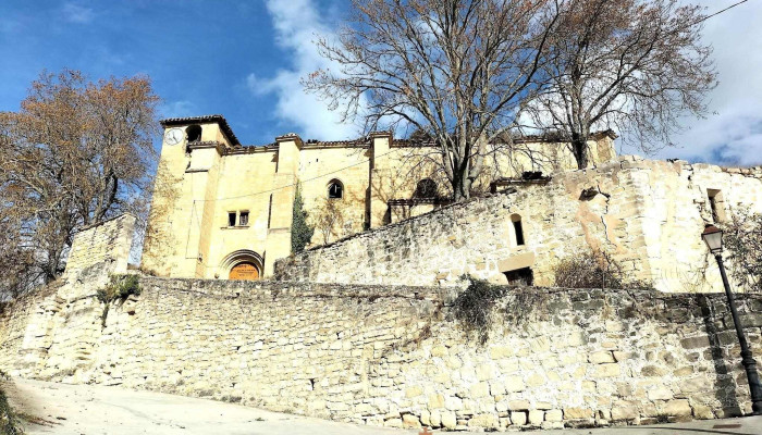 Jasokundeko Andra Mari Elizaiglesia Nuestra Senora De La Asuncion Lugar De Culto - Caicedo de Yuso