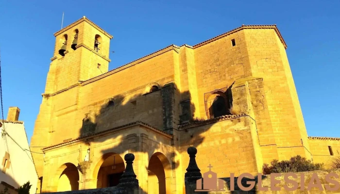 La Iglesia Parroquial De San Andres Iglesia Catolica - Morentín