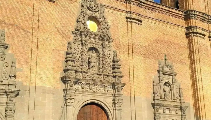 Monasterio De San Pedro El Viejo -  Centro De Interpretacion Del Reino De Aragon - Huesca