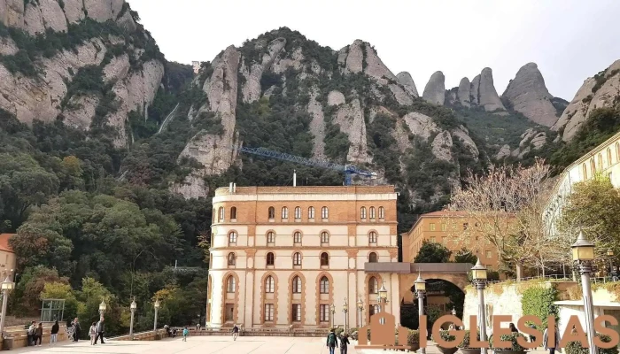 Monserrat - Monserrat