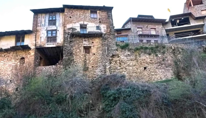 Montferrer Castellbo Iglesias - Lérida