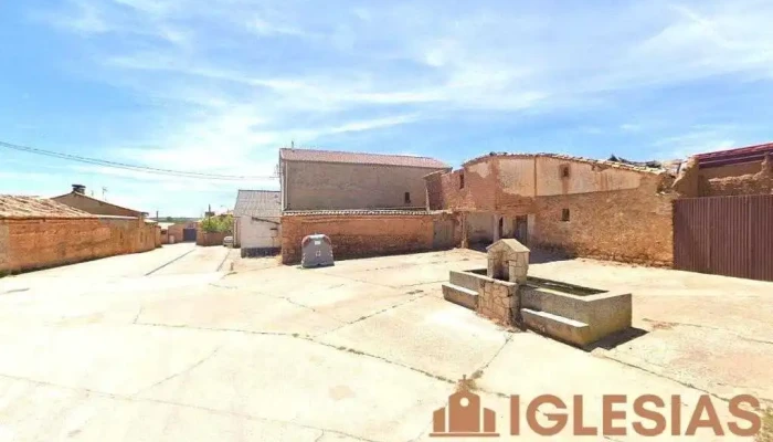 Parroquia católica de La Asunción de nuestra señora - Momblona