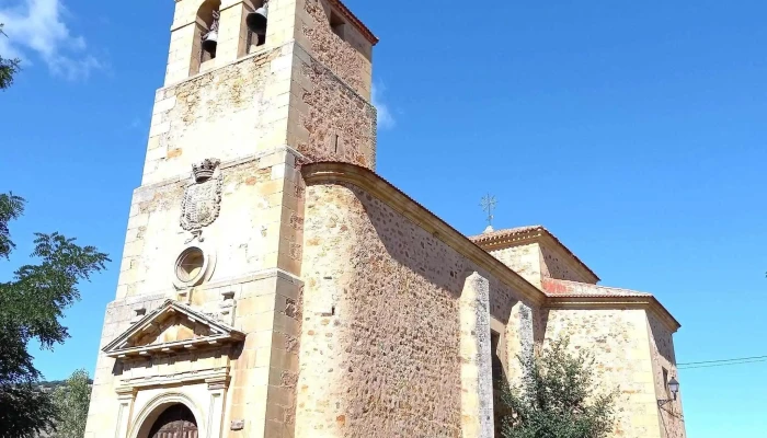 Parroquia católica de Santo Tomás apóstol - Chavaler