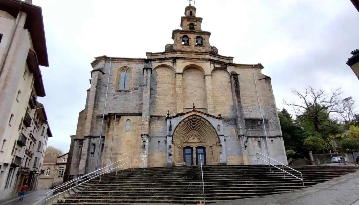 Parroquia Catolica Nuestra Senora De La Asuncion Iglesia Santa Maria De La Asuncion - guernica