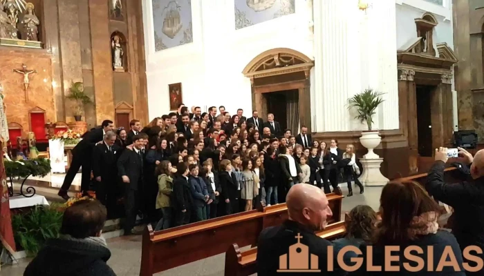 Parroquia De La Natividad De Nuestra Senora De Turis Videos - Turís