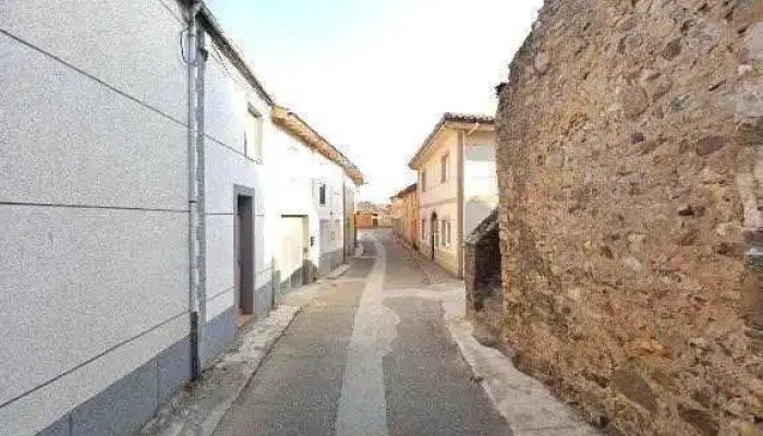 Parroquia De Los Santos Justo Y Pastor -  Horario - Uña de Quintana