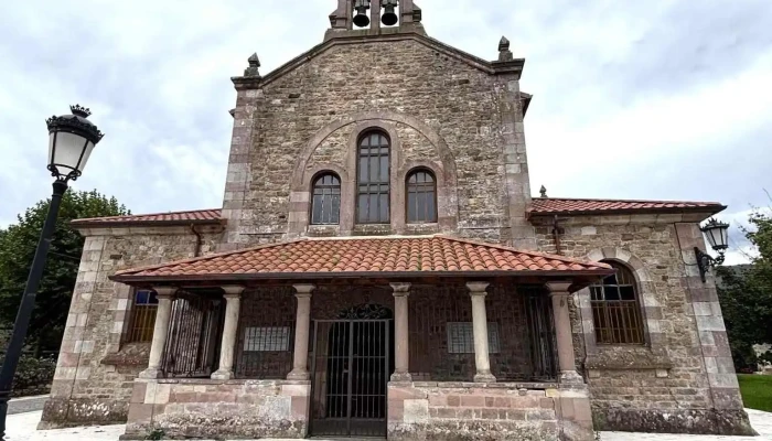 Parroquia De Nuestra Senora Del Carmen Iglesia Catolica - Sopeña