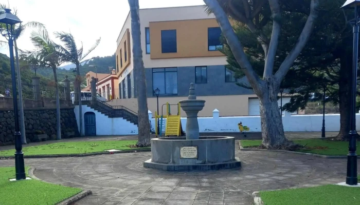 Parroquia De San Juan Bautista -  Donde - Puntallana