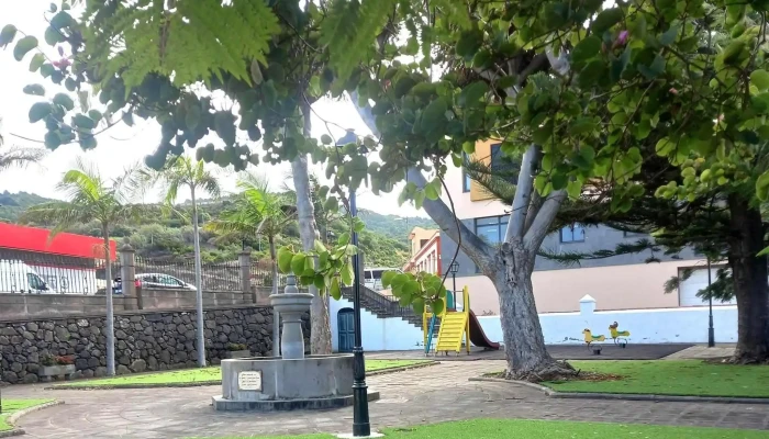 Parroquia De San Juan Bautista -  Opiniones - Puntallana