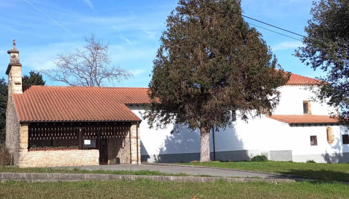 Parroquia de San Pedro Apóstol - San Vicente De La Barquera