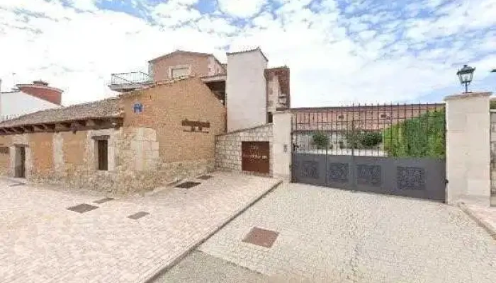 Parroquia De San Pedro Apostol Iglesia - Pesquera de Duero
