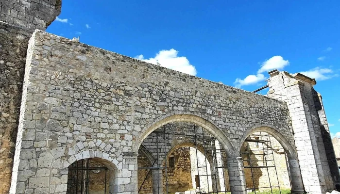 Parroquia De San Pedro -  Descuentos - Tiedra