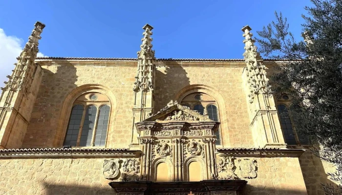 Parroquia De Sancti -  Spiritus Iglesia Catolica - Salamanca