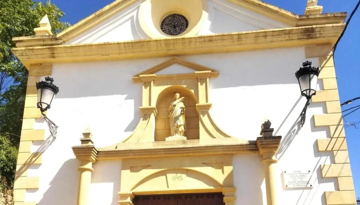 Parroquia De Santa Lucia Martir Direccion - Frailes