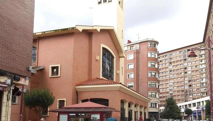 Parroquia De Santa Teresa De Jesus Donde - Barakaldo