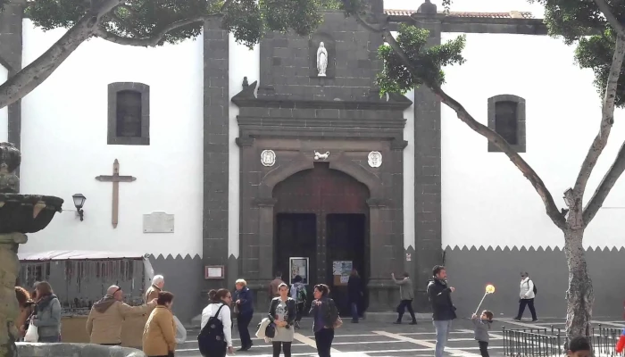 Parroquia De Santo Domingo De Guzman De Las Palmas Promocion - Las Palmas de Gran Canaria