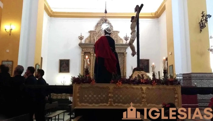 Parroquia Divino Salvador -  Iglesia - El Ronquillo