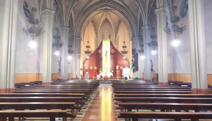 Parroquia Maria Auxiliadora Auxiliadora - Huesca