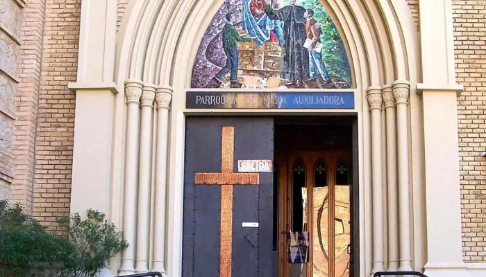 Parroquia Maria Auxiliadora Iglesia - Huesca