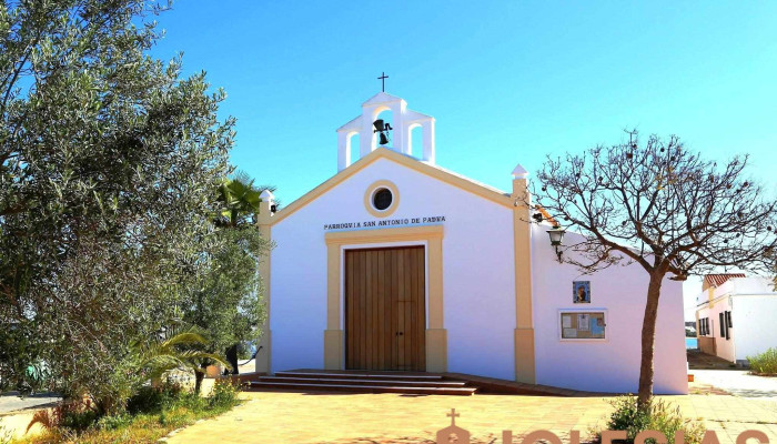 Parroquia San Antonio de Padua - Isla Del Moral