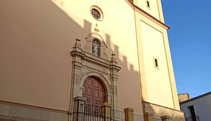 Parroquia San Lorenzo -  Iglesia Catolica - el pinell de brai