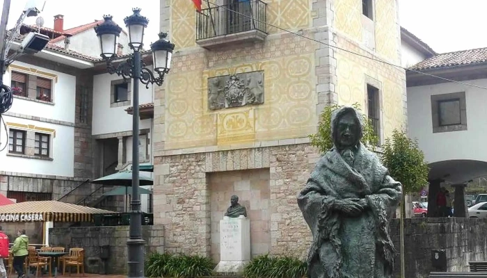 Plaza De La Iglesia -  Como Llegar - Cangas de Onís