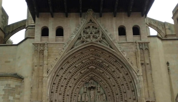 Santa Iglesia Catedral -  Comentario 6 - Huesca