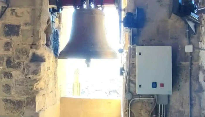 Torre Campanario De La Catedral -  Videos - Huesca